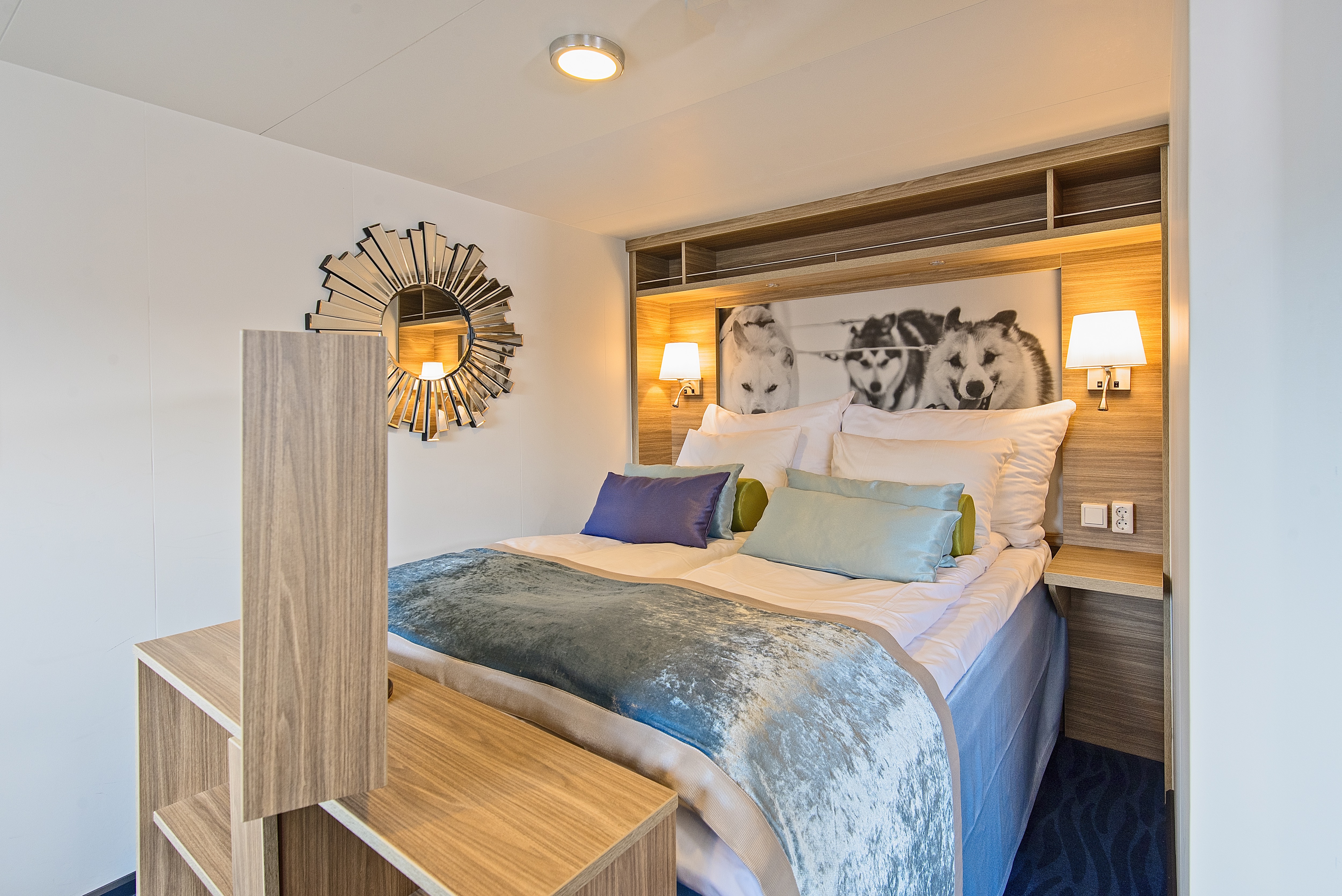 Expedition Suite | Mini suite on upper deck
